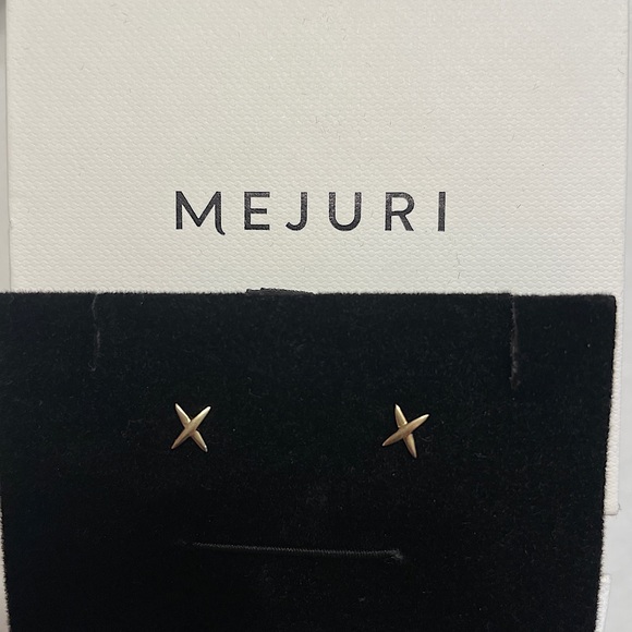 Mejuri Jewelry - Mejuri X Studs (pair), 14K Yellow Gold